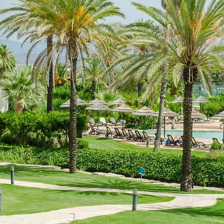 Jardim Da Meia Rezort 4*