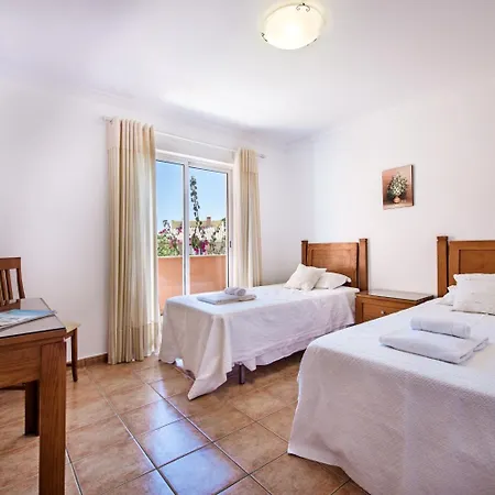 リゾート Jardim Da Meia 4*