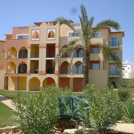 Rezort Jardim Da Meia Lagos