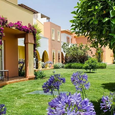 Ośrodek wypoczynkowy Jardim Da Meia 4*