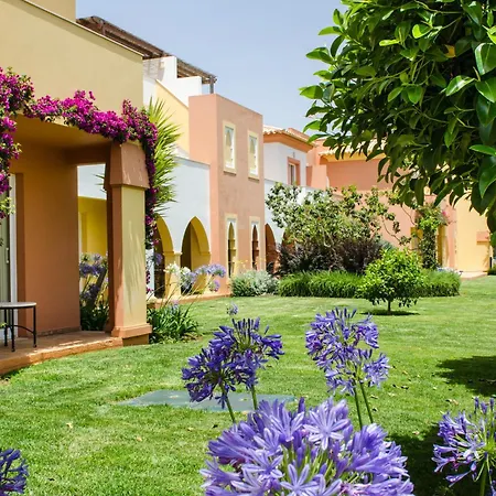 Rezort Jardim Da Meia