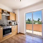 Курортный комплекс Jardim Da Meia 4*