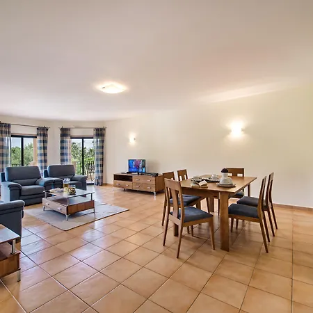 Jardim Da Meia 度假村 4*