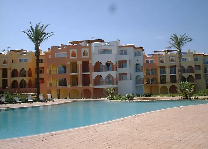 Θέρετρο Jardim Da Meia 4*