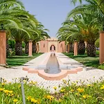 Resort Jardim Da Meia 4*