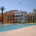 Resort Jardim Da Meia 4*