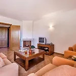 Курортный комплекс Jardim Da Meia Лагуш